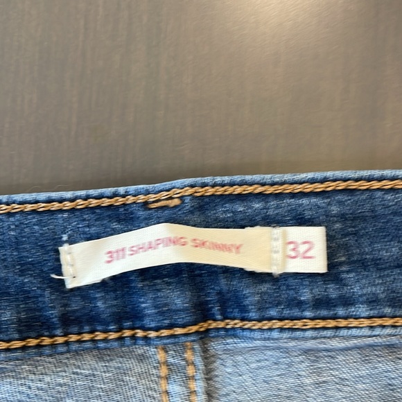 Levi’s 311 jeans - Picture 3 of 4